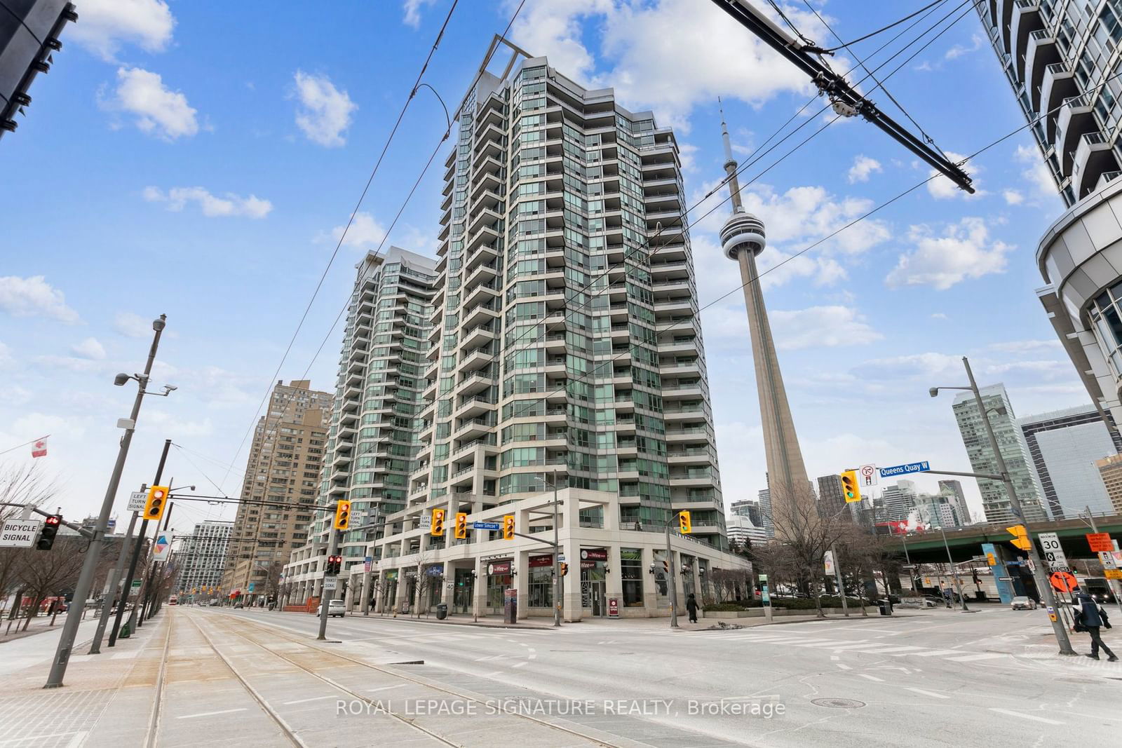 Condo for sale at 1119-230 Queens Quay, Toronto, Waterfront Communities C1, M5J 2Y7 - MLS: C11935281