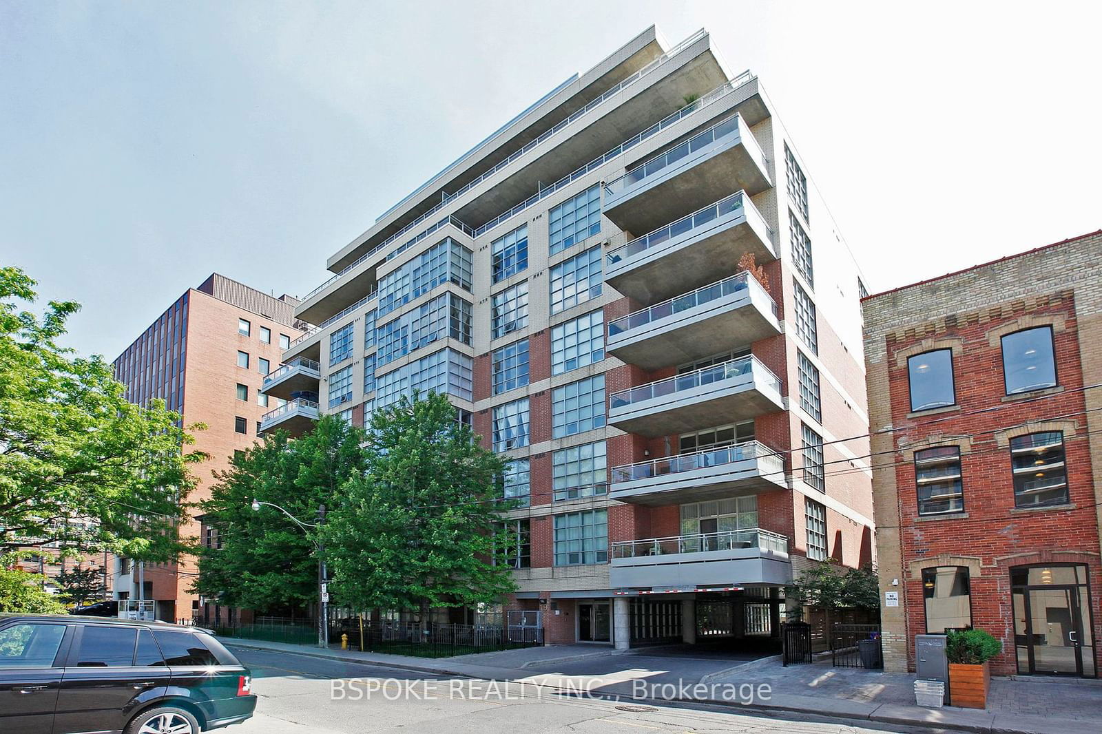 Condo for lease at 904-19 Brant Street, Toronto, Waterfront Communities C1, M5V 2L2 - MLS: C11935291