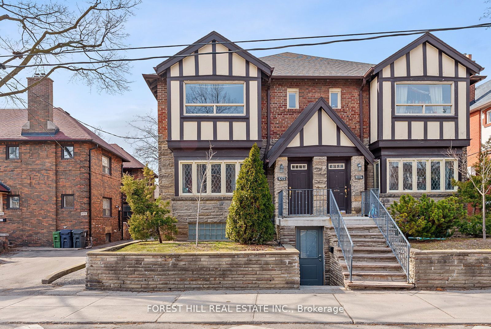 Building at 1072 Avenue Road, Toronto, Lawrence Park South