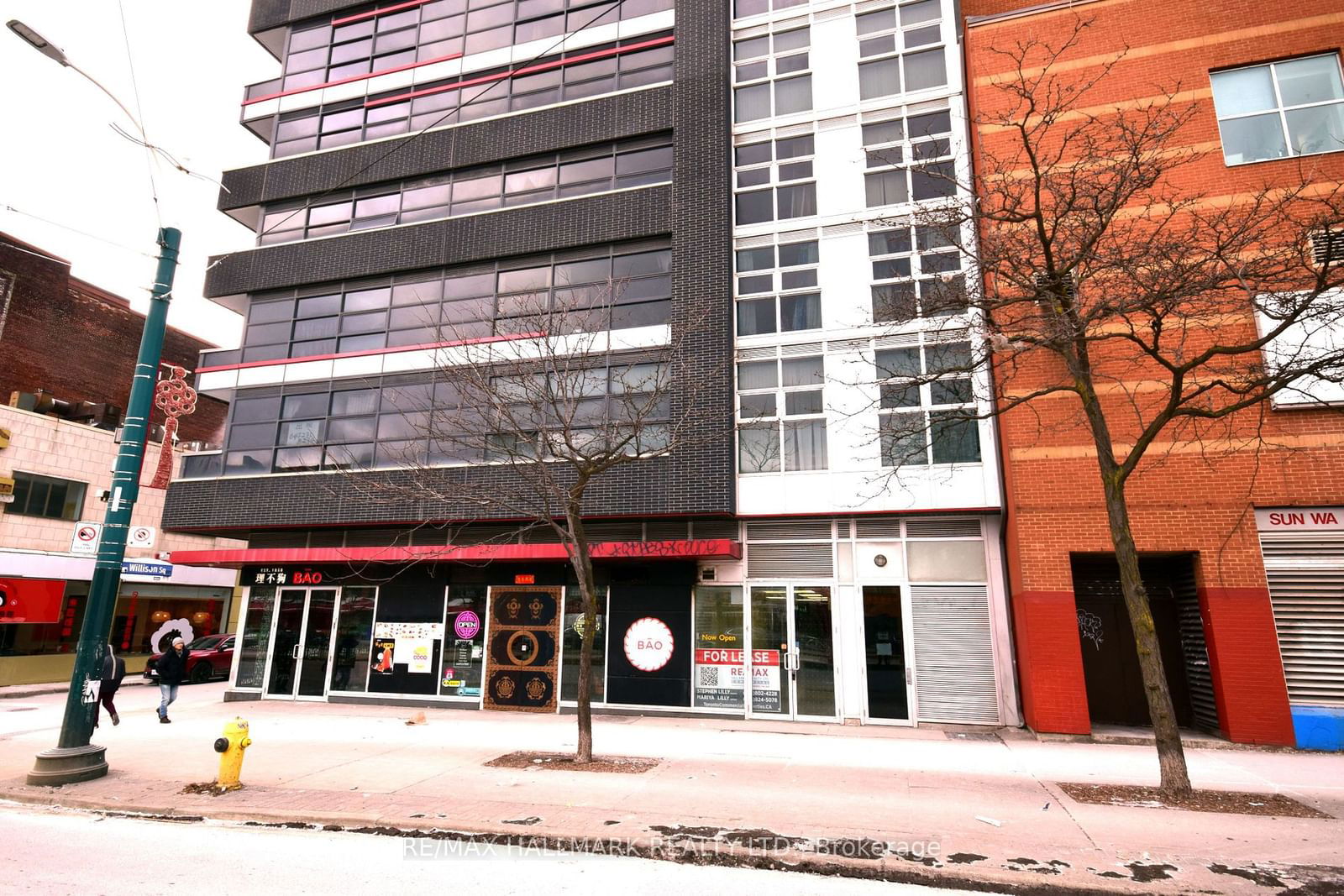 Commercial/Retail for lease at 3-270 Spadina Avenue, Toronto, Kensington-Chinatown, M5T 0A8 - MLS: C11935647