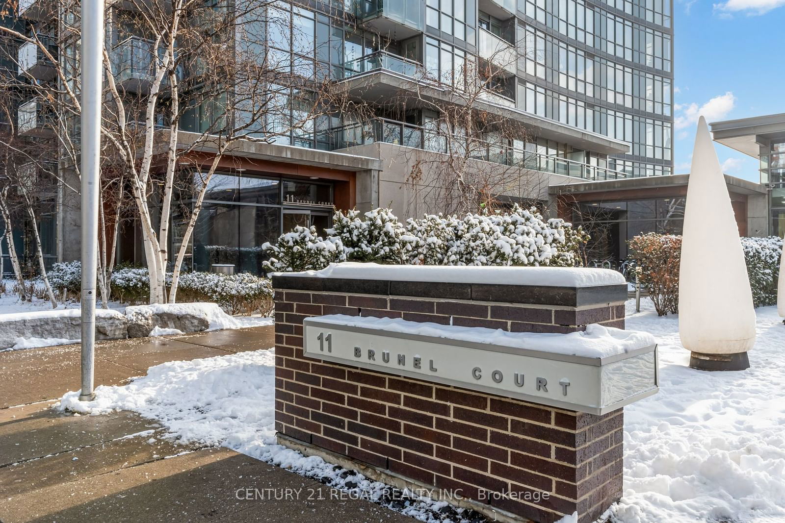 Condo for sale at 216-11 Brunel Court, Toronto, Waterfront Communities C1, M5V 3Y3 - MLS: C11935838