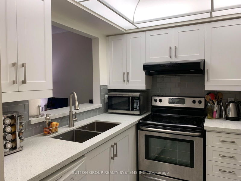 home for sale on 1703-5418 Yonge Street