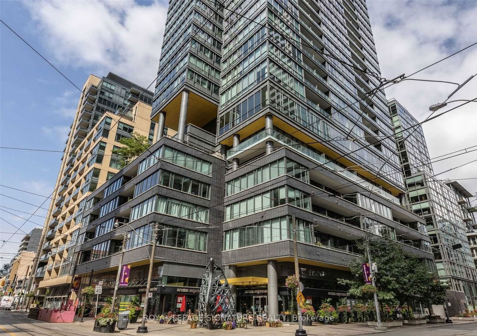 Condo for lease at 216-8 Charlotte Street, Toronto, Waterfront Communities C1, M5V 0K4 - MLS: C11936288