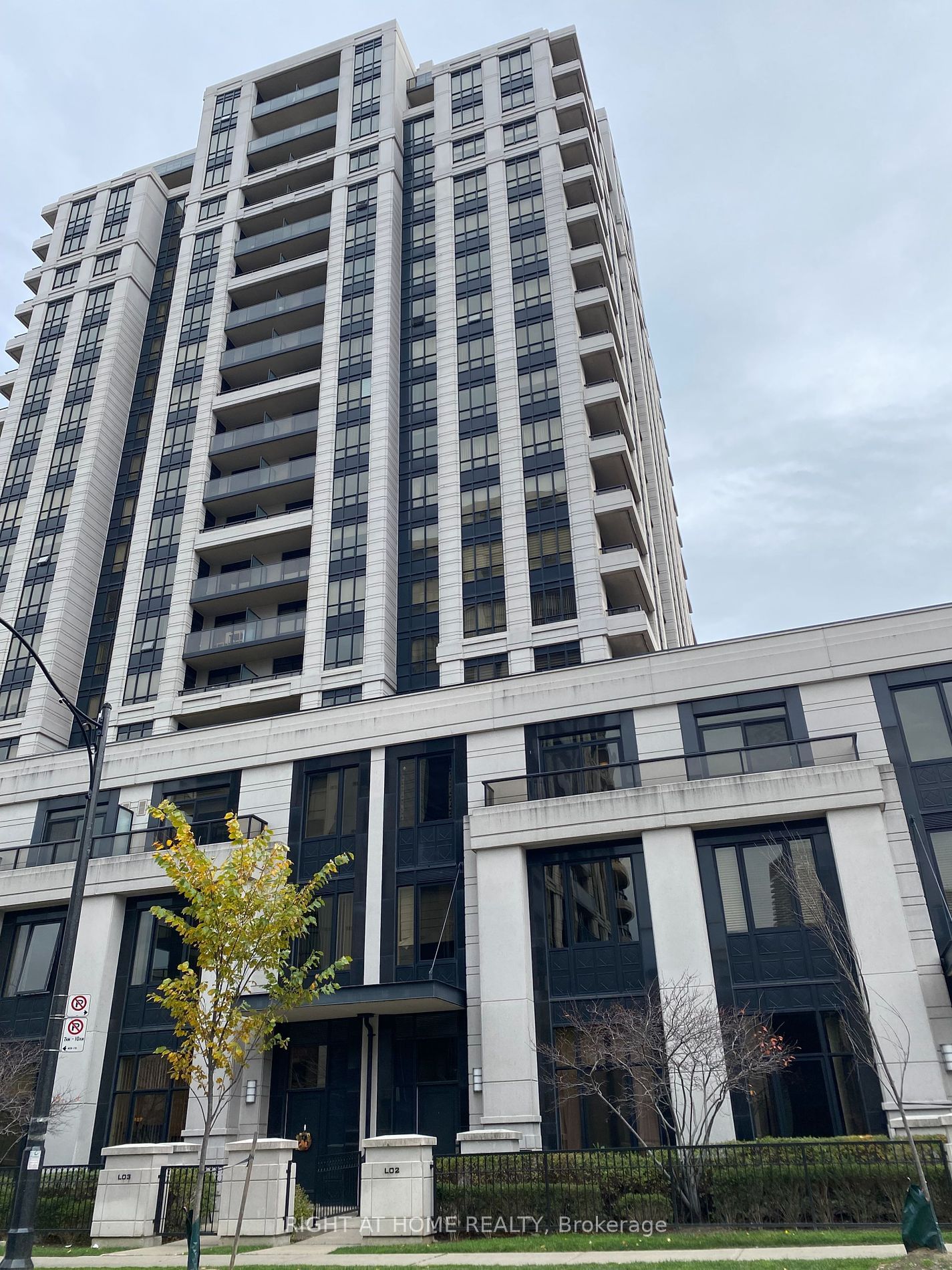 Condo for lease at L02-100 Harrison Garden Boulevard, Toronto, Willowdale East, M2N 0C2 - MLS: C11936339