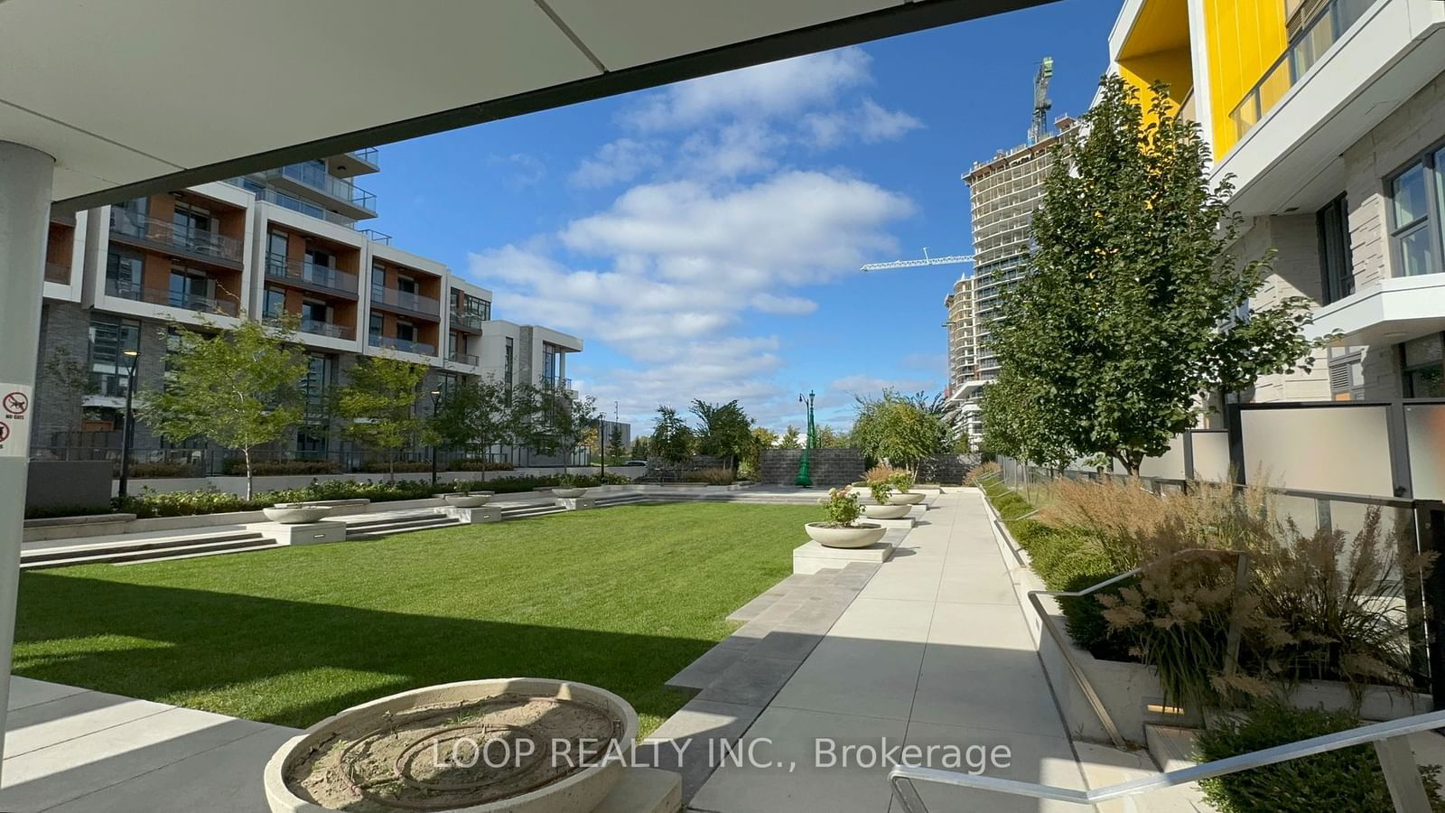 Condo for lease at 702-85 Mcmahon Drive, Toronto, Bayview Village, M2K 0H1 - MLS: C11936393