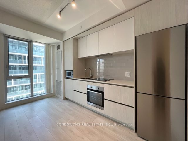 Condo for lease at 902-225 Sumach Street, Toronto, Regent Park, M5A 0P8 - MLS: C11936536