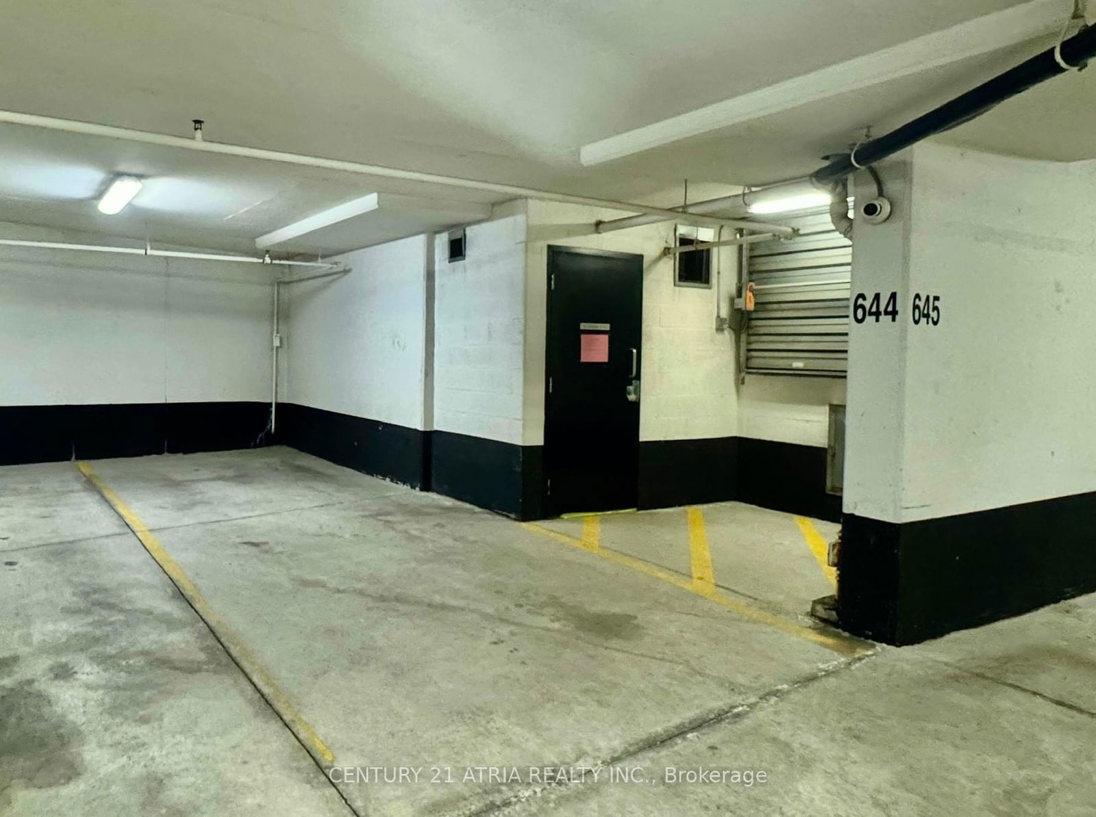 Parking Space for sale at 1 Scott Street, Toronto, Waterfront Communities C8, M5E 1A1 - MLS: C11936559