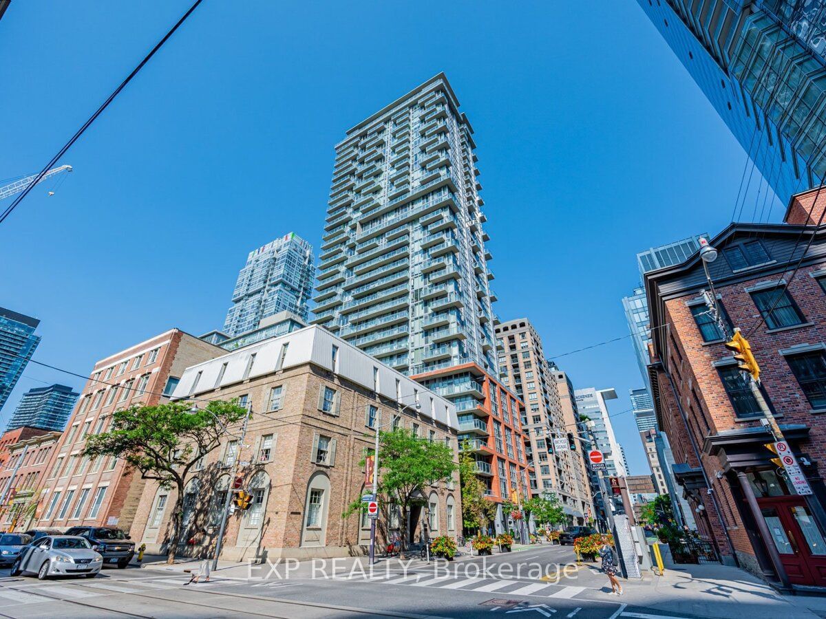 Condo for lease at 1205-126 Simcoe Street, Toronto, Waterfront Communities C1, M5H 4E6 - MLS: C11936641