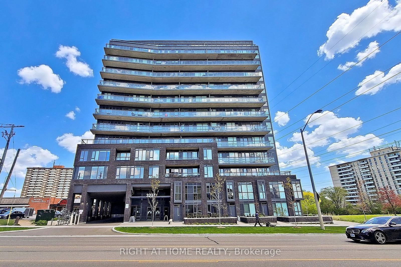 Condo for lease at 1006-3237 Bayview Avenue, Toronto, Bayview Village, M2K 2J7 - MLS: C11936681