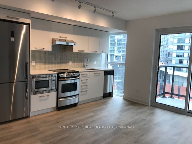 Condo for lease at 1016-87 Peter Street, Toronto, Waterfront Communities C1, M5V 0P1 - MLS: C11936708