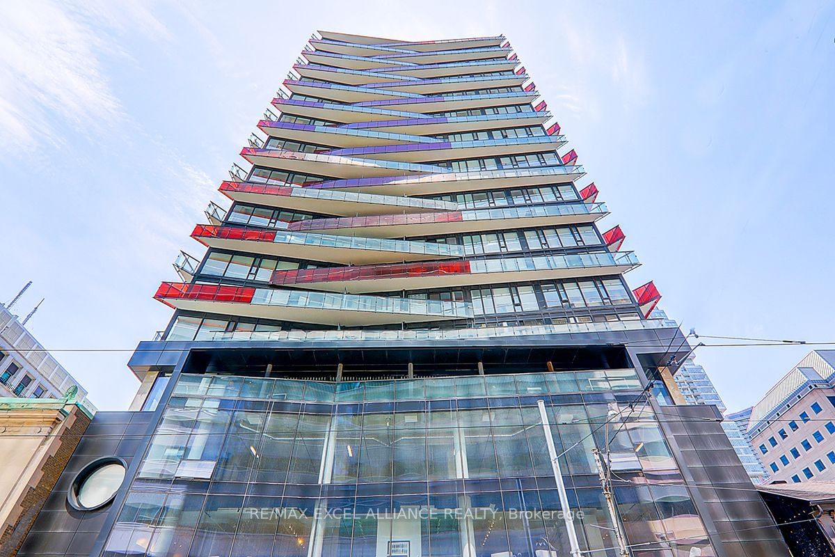 Condo for sale at 2401-215 Queen Street, Toronto, Waterfront Communities C1, M5V 0P5 - MLS: C11936862