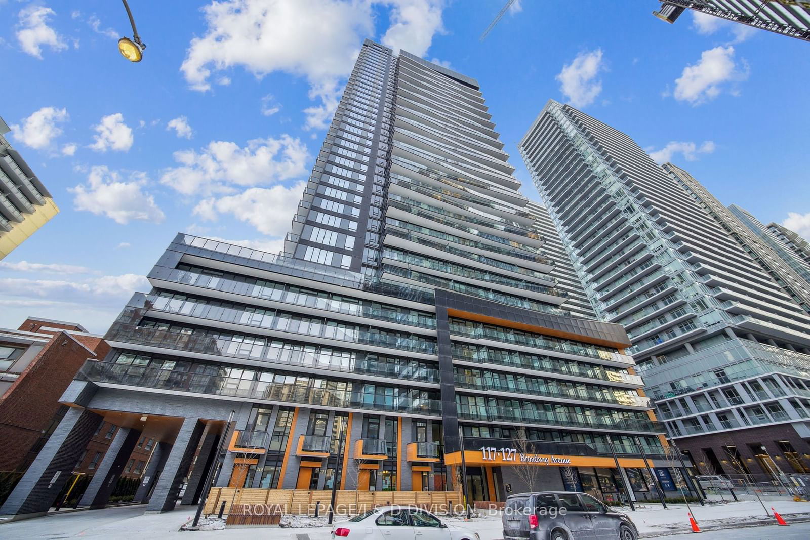 Condo for lease at 708-117 Broadway Avenue, Toronto, Mount Pleasant West, M4P 1V3 - MLS: C11937075