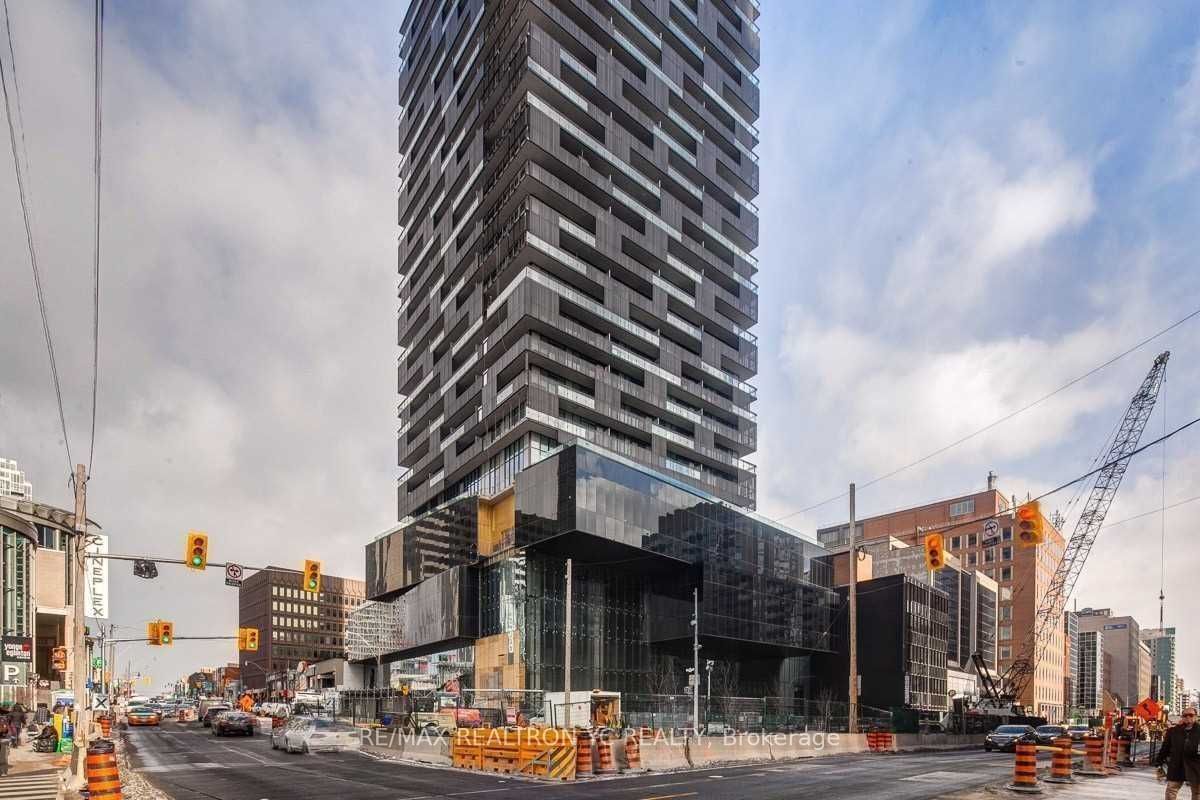 Condo for lease at 2104-8 Eglinton Avenue, Toronto, Mount Pleasant West, M4P 1A6 - MLS: C11937100