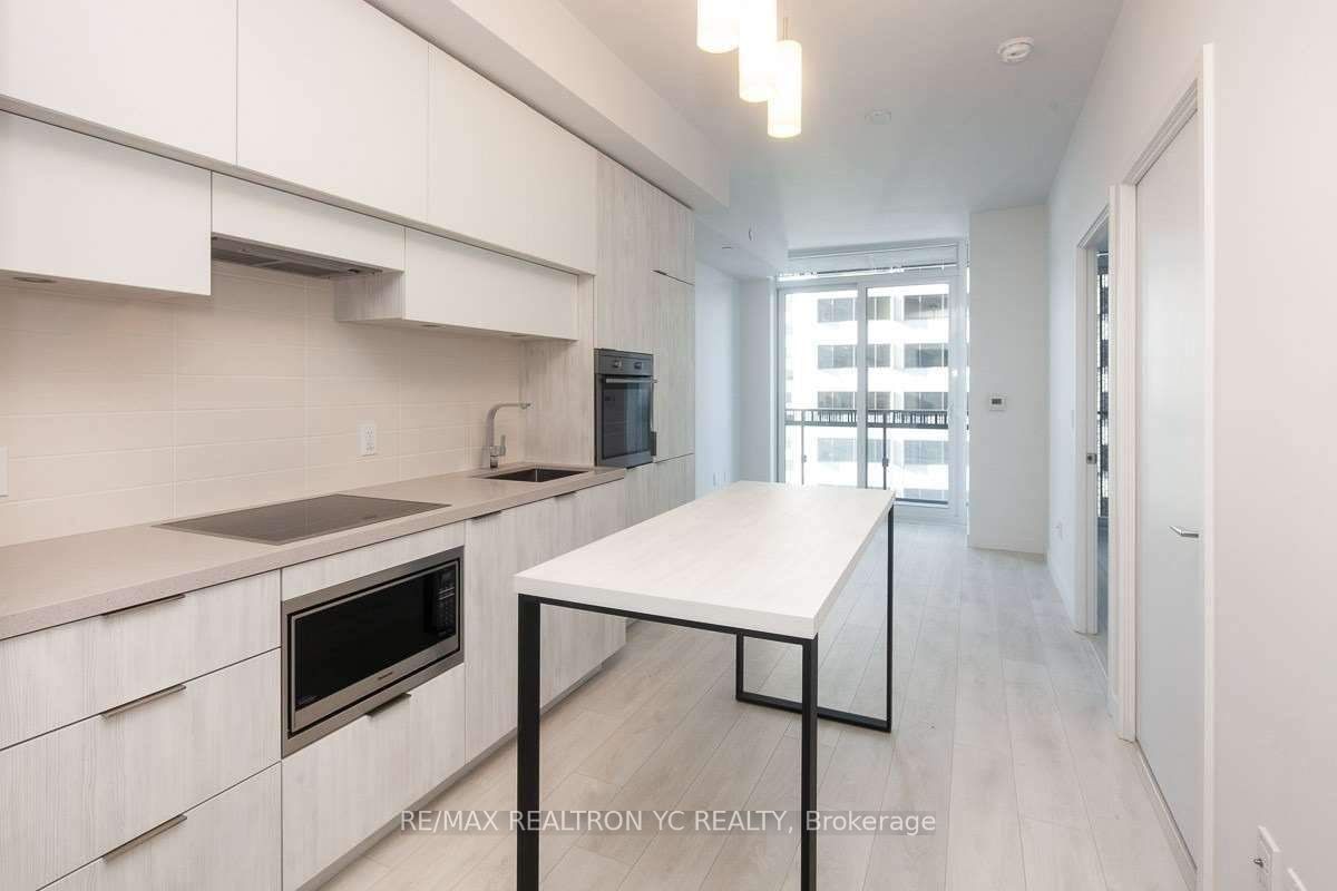 Condo for lease at 2104-8 Eglinton Avenue, Toronto, Mount Pleasant West, M4P 1A6 - MLS: C11937100