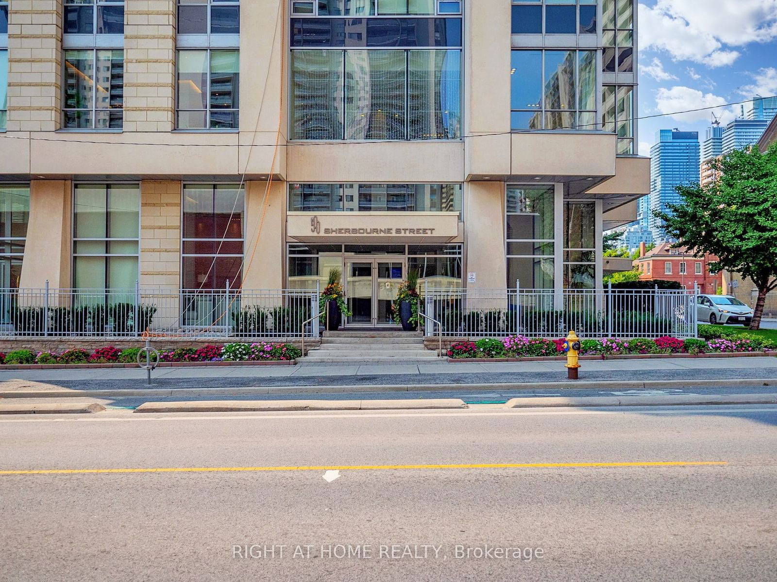 Condo for sale at 2604-500 Sherbourne Street, Toronto, North St. James Town, M4X 1L1 - MLS: C11937112