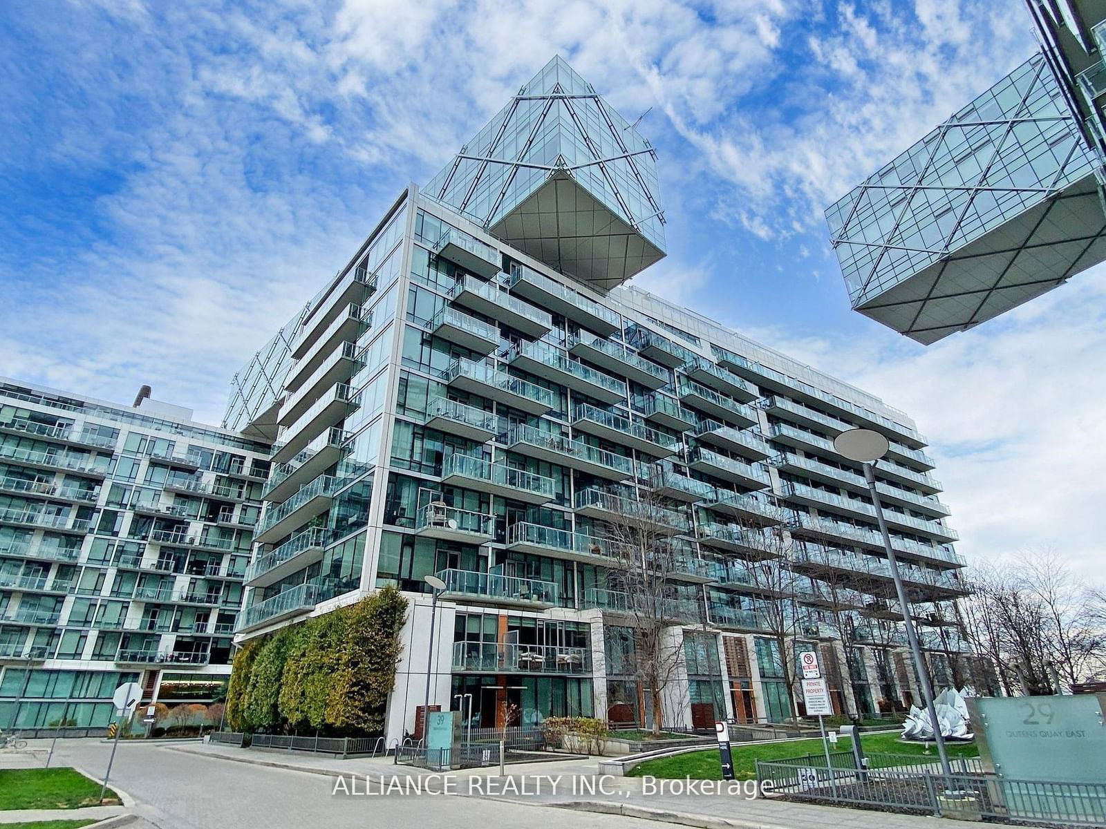 Condo for lease at 1023-39 Queens Quay, Toronto, Waterfront Communities C1, M5E 0A4 - MLS: C11937338