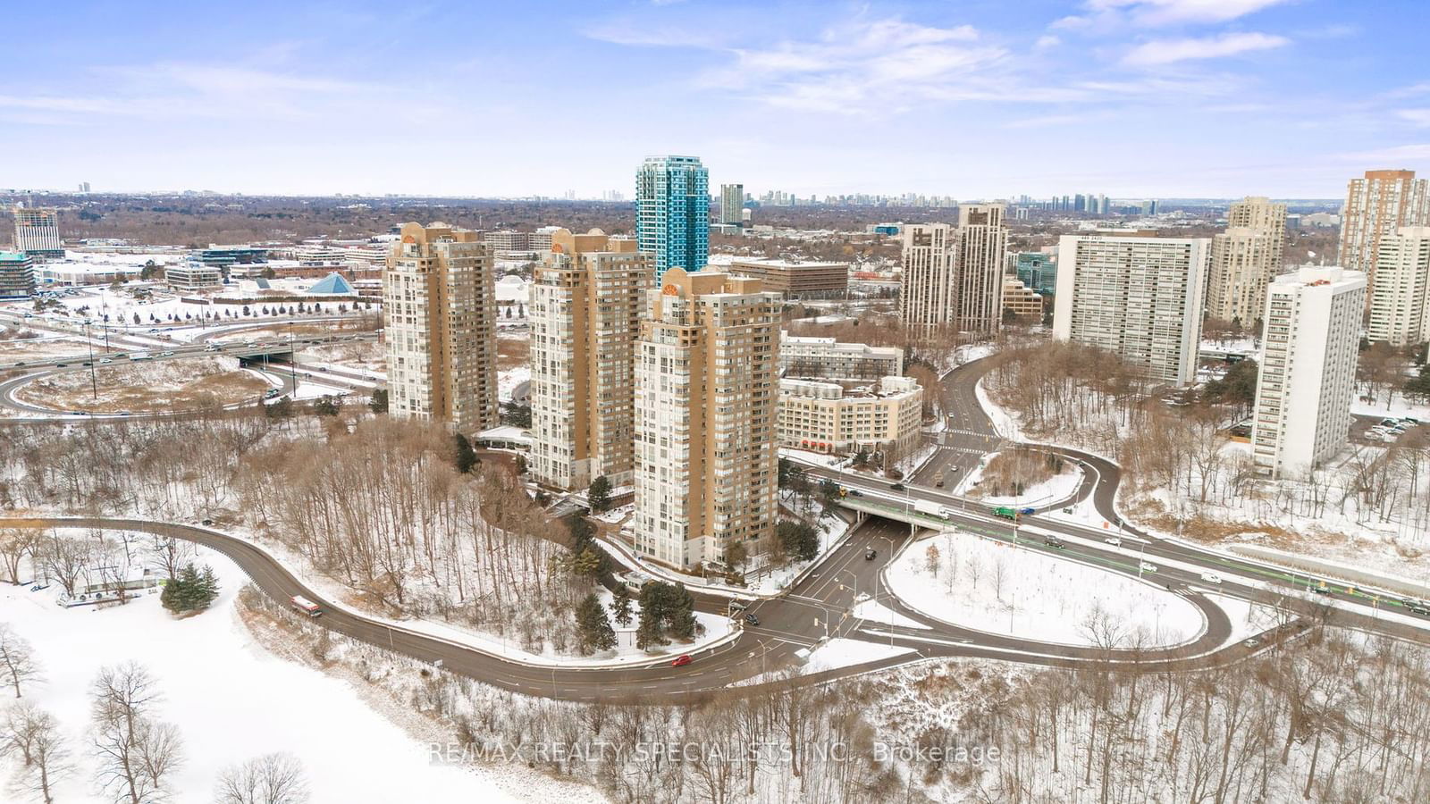 Condo for sale at 601-197 Wynford Drive, Toronto, Flemingdon Park, M3C 3P3 - MLS: C11937579