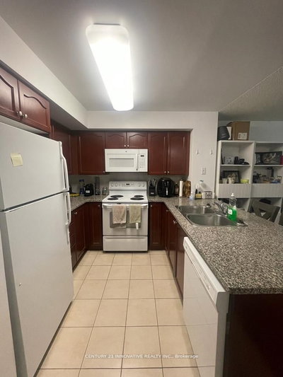 Unit 628 — 51 Lower Simcoe Street — photo 5