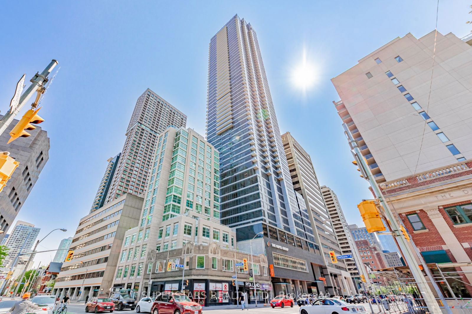 Condo for lease at 4508-395 Bloor Street, Toronto, North St. James Town, M4W 0B4 - MLS: C11938305