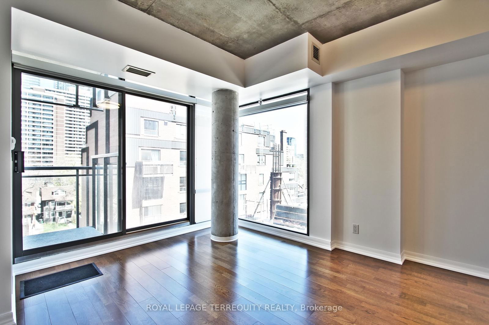 Condo for lease at 708-22 Wellesley Street, Toronto, Church-Yonge Corridor, M4Y 1G3 - MLS: C11938355