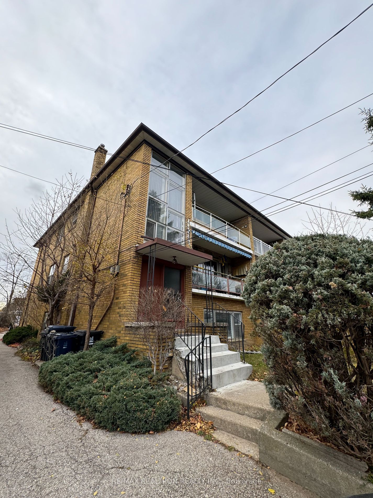 Lower Level leased at Lower-168 Elder Street, Toronto, Bathurst Manor, M3H 5V1 - MLS: C11938372