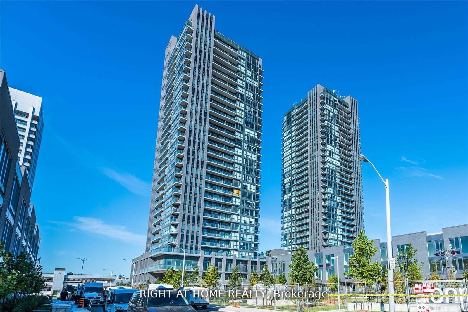 Condo for lease at 2702N-6 Sonic Way, Toronto, Flemingdon Park, M3C 0P1 - MLS: C11938572