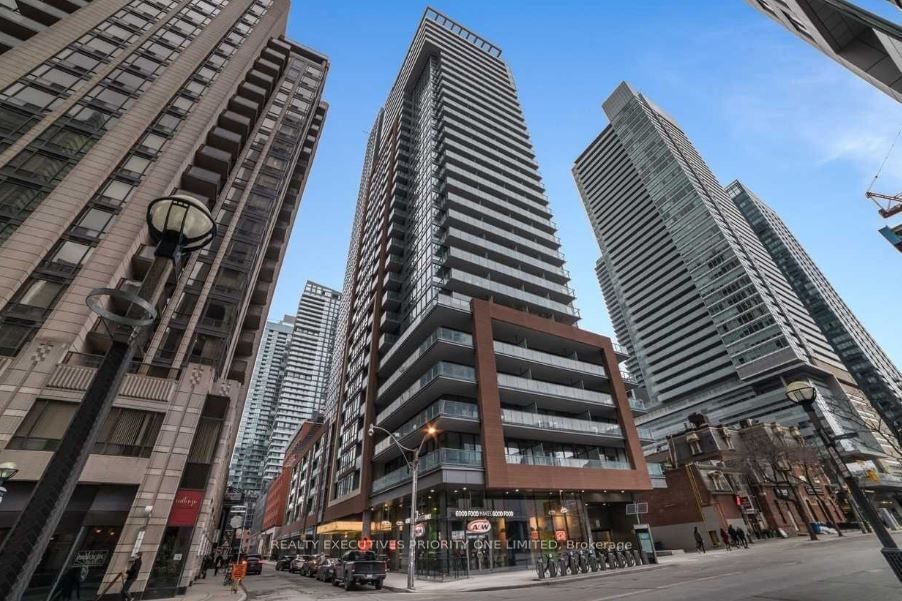 Condo for lease at 1110-8 Mercer Street, Toronto, Waterfront Communities C1, M5V 0C4 - MLS: C11938833