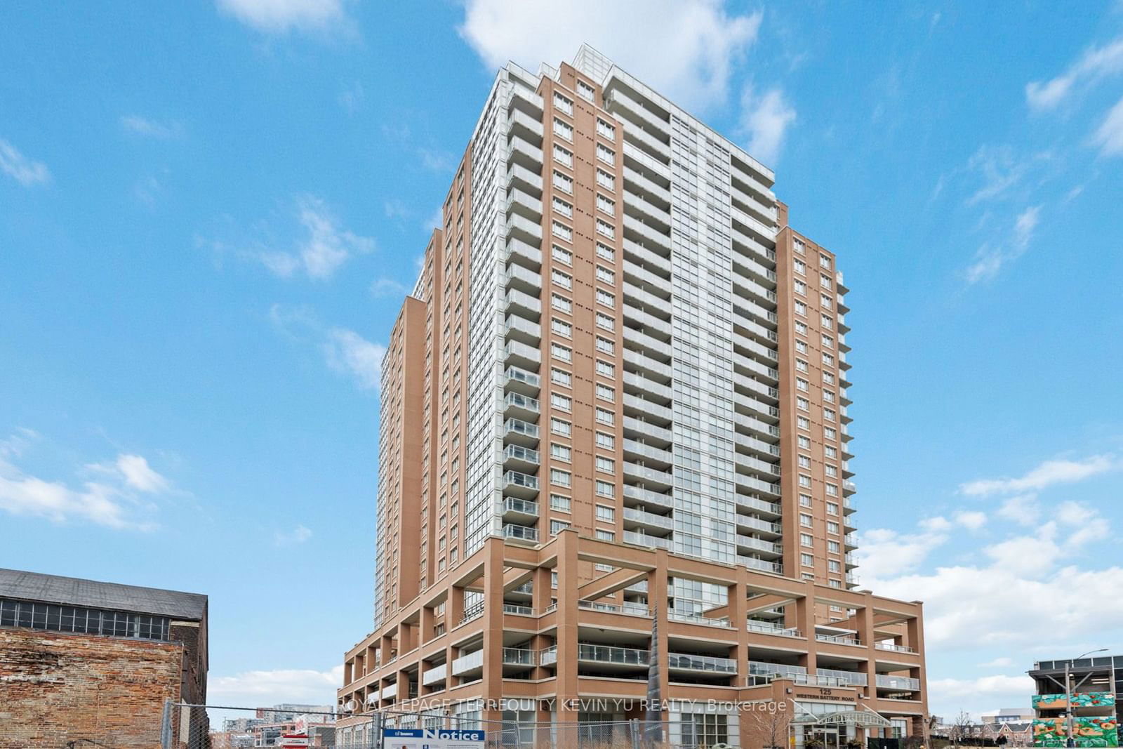 Condo leased at 2802-125 Western Battery Road, Toronto, Niagara, M6K 3R8 - MLS: C11938838