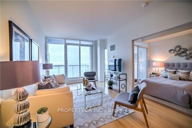 Condo leased at 2110-218 Queens Quay, Toronto, Waterfront Communities C1, M5J 2Y6 - MLS: C11938871