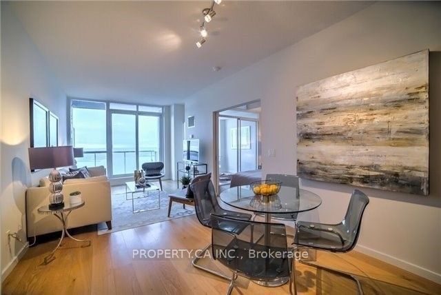 Condo leased at 2110-218 Queens Quay, Toronto, Waterfront Communities C1, M5J 2Y6 - MLS: C11938871