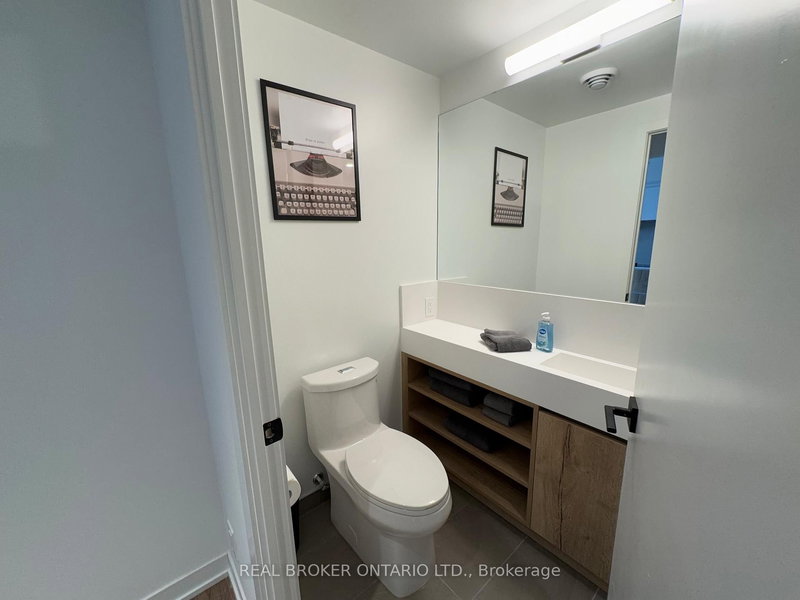 4001 - 319 Jarvis St, Toronto, M5B 2C2 | Image 3