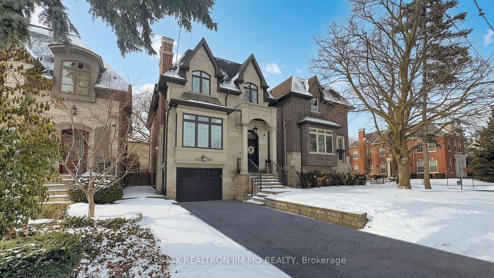 Detached House leased at 416 Elm Road, Toronto, Bedford Park-Nortown, M5M 3W5 - MLS: C11939537