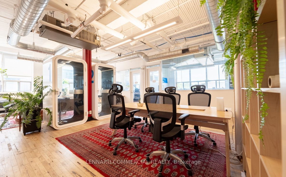 Office for lease at 510-192 Spadina Avenue, Toronto, Kensington-Chinatown, M5T 2G7 - MLS: C11939917