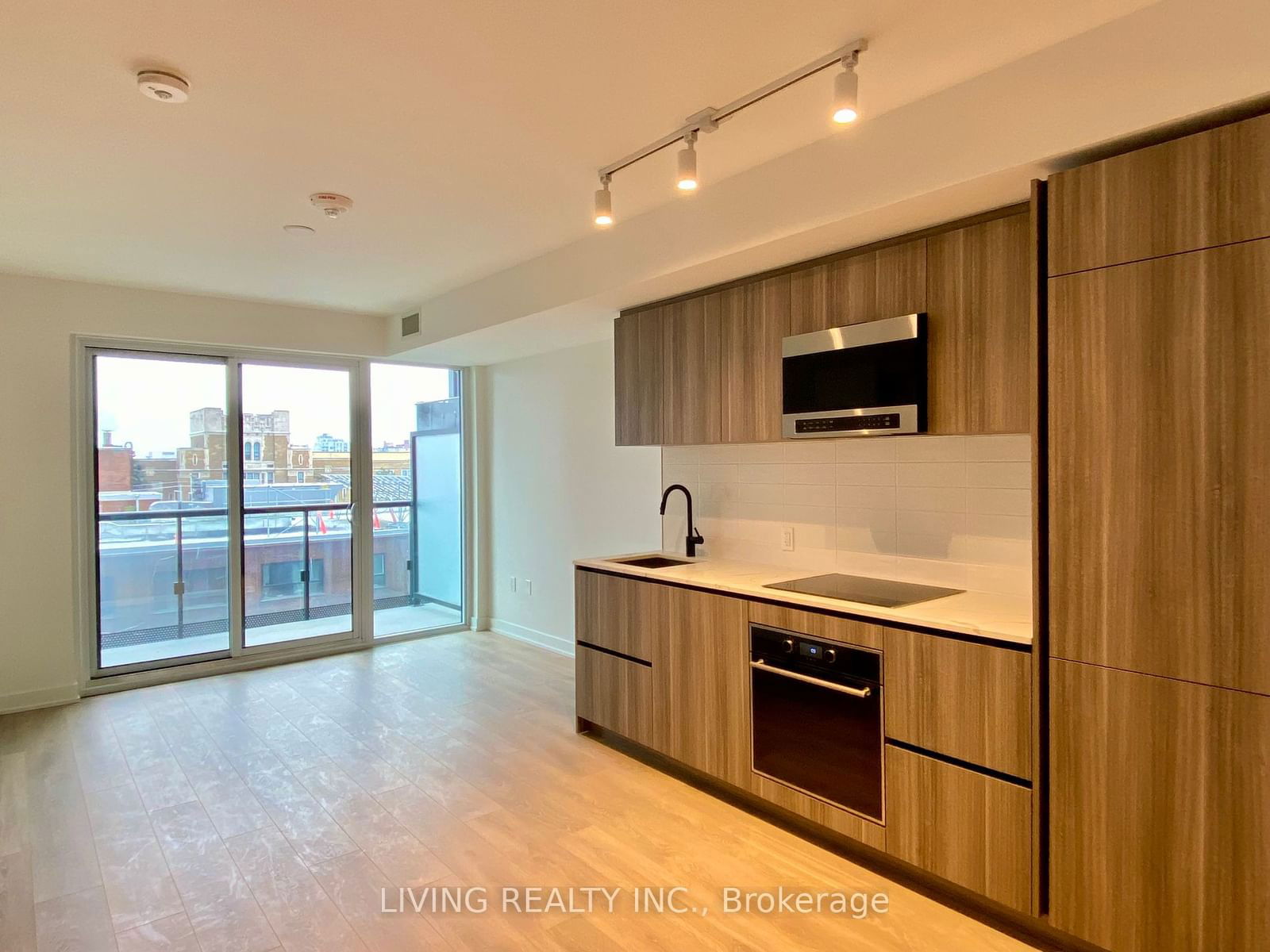 Condo for lease at 519-117 Broadway Avenue, Toronto, Mount Pleasant West, M4P 1V3 - MLS: C11940144