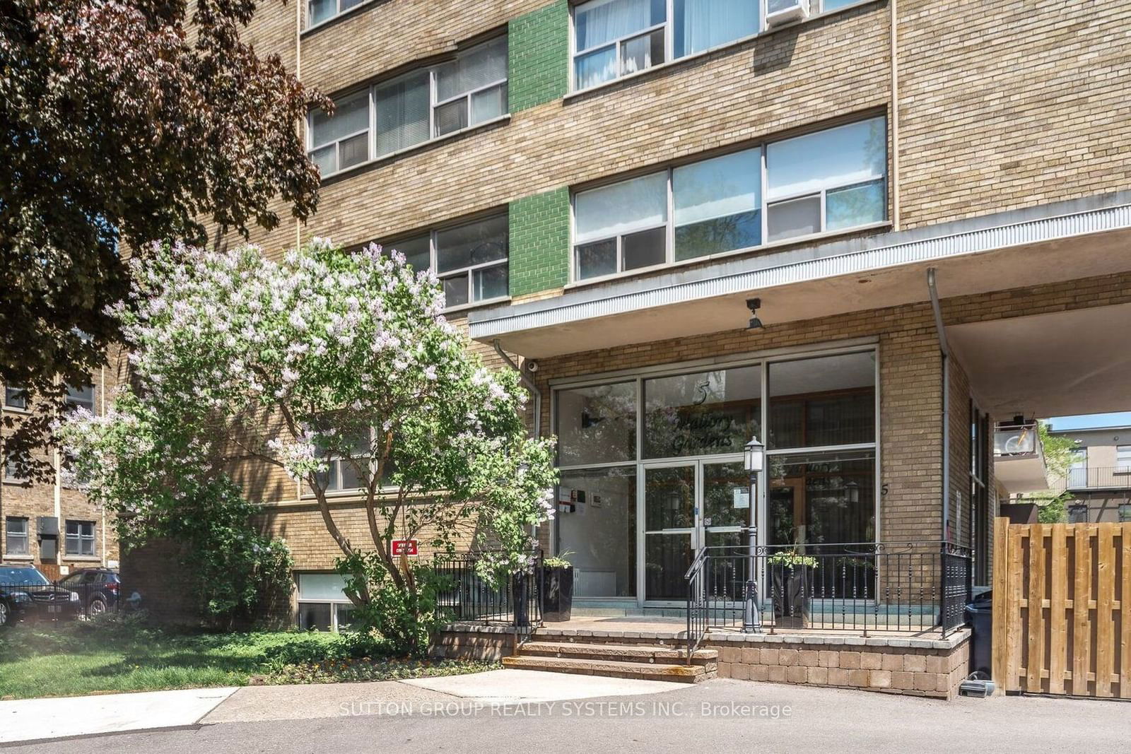 Property leased at 603-5 Mallory Gdns, Toronto, Yonge-St. Clair, M4V 2A7 - MLS: C11940255