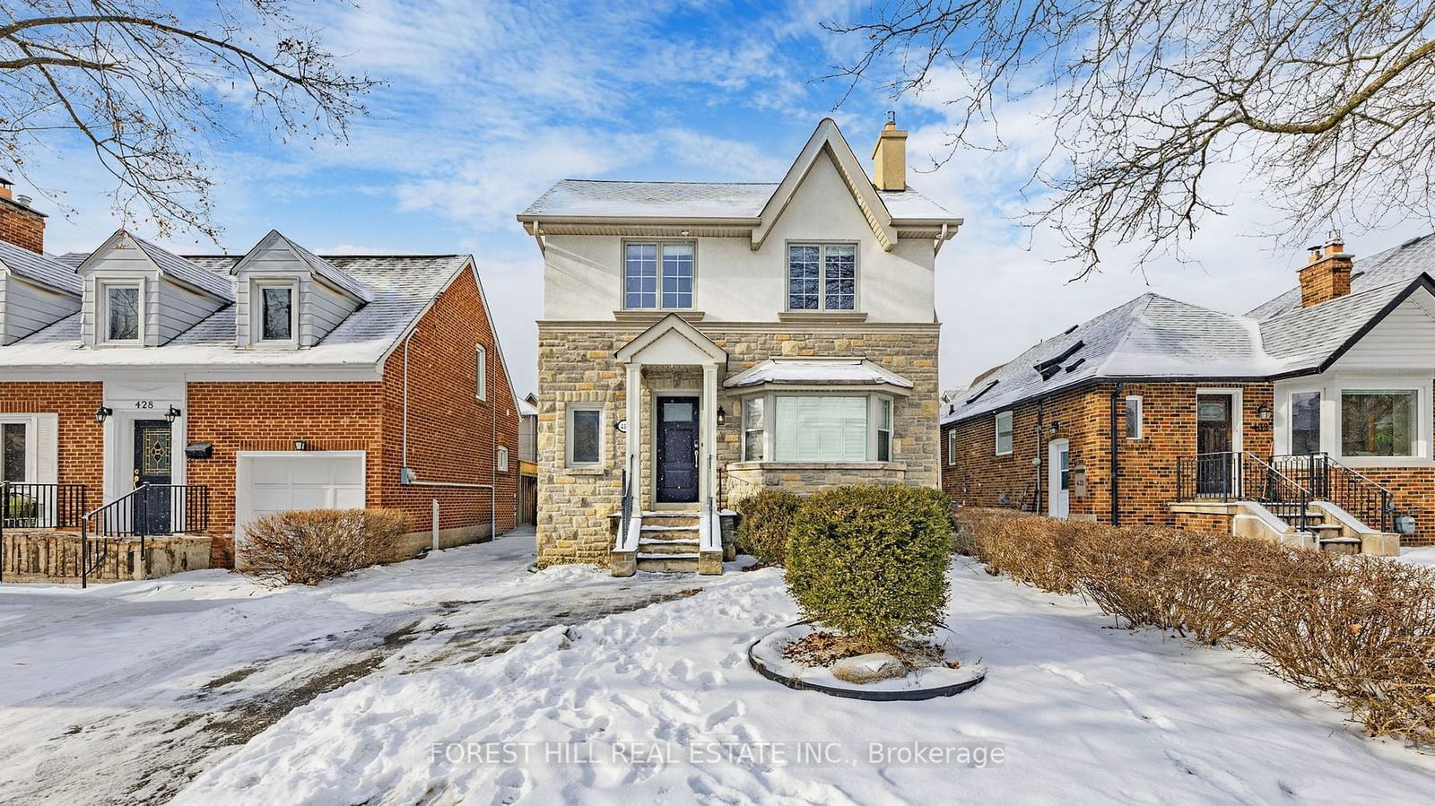 Detached House for sale at 430 Elm Road, Toronto, Bedford Park-Nortown, M5M 3W7 - MLS: C11940722