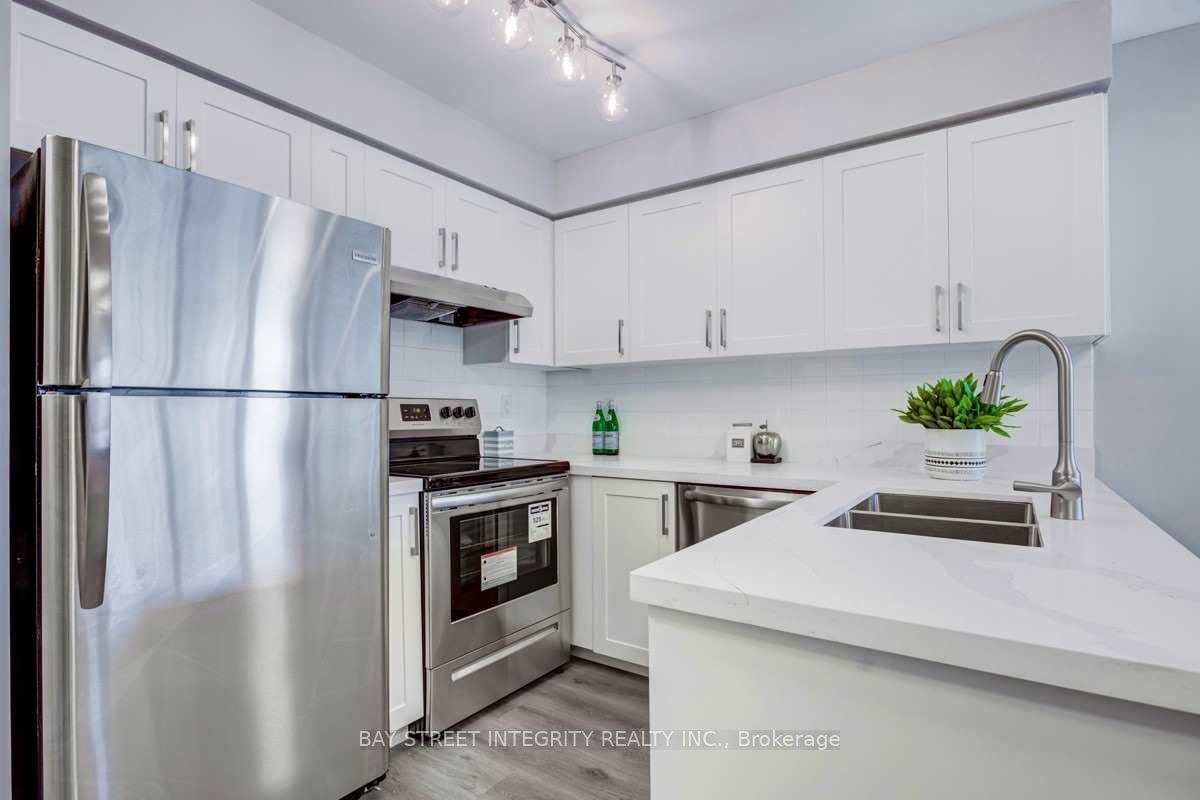 Condo for lease at 908-5508 Yonge Street, Toronto, Willowdale West, M2N 7L2 - MLS: C11941013