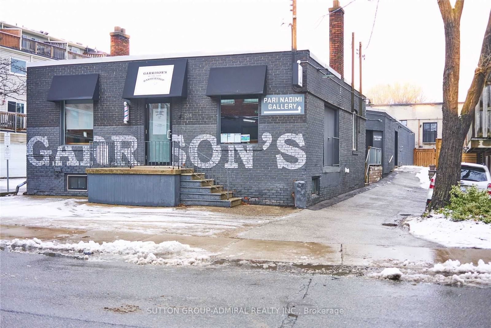 Commercial/Retail for sale at 254 Niagara Street, Toronto, Niagara, M6J 2L8 - MLS: C11941133