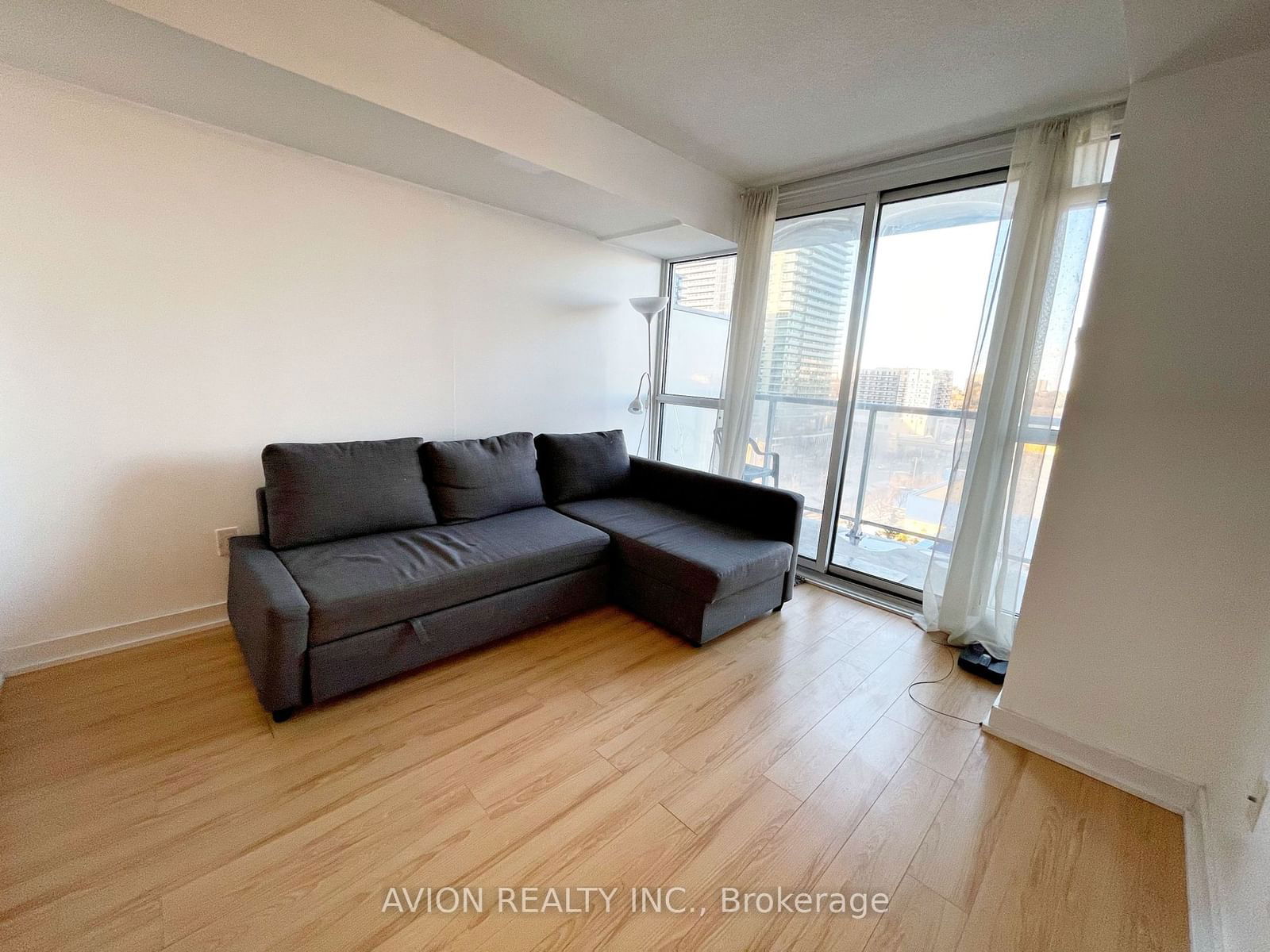 Condo for lease at 705-121 Mcmahon Drive, Toronto, Bayview Village, M2K 0C1 - MLS: C11941198