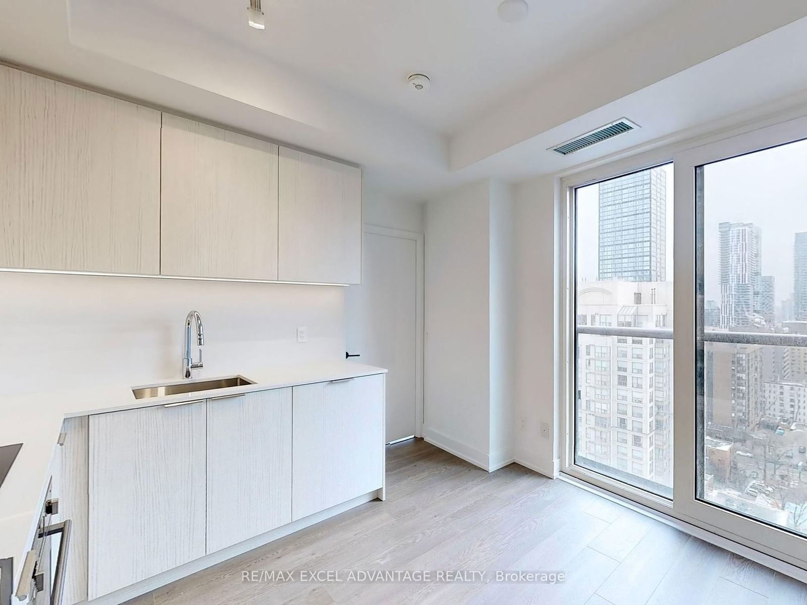 Condo for lease at 1701-308 Jarvis Street, Toronto, Church-Yonge Corridor, M5B 0E3 - MLS: C11941214