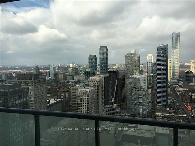 Condo for lease at 4005-15 Grenville Street, Toronto, Bay Street Corridor, M4Y 1A1 - MLS: C11941538