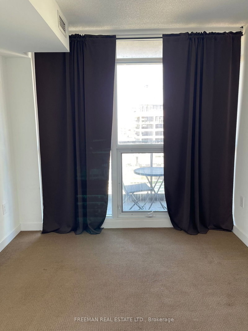 1007 - 25 Capreol Crt, Toronto, M5V 3Z7 | Image 3