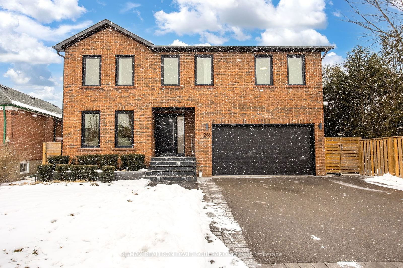 Detached House for sale at 266 Reiner Road, Toronto, Clanton Park, M3H 2M6 - MLS: C11941722