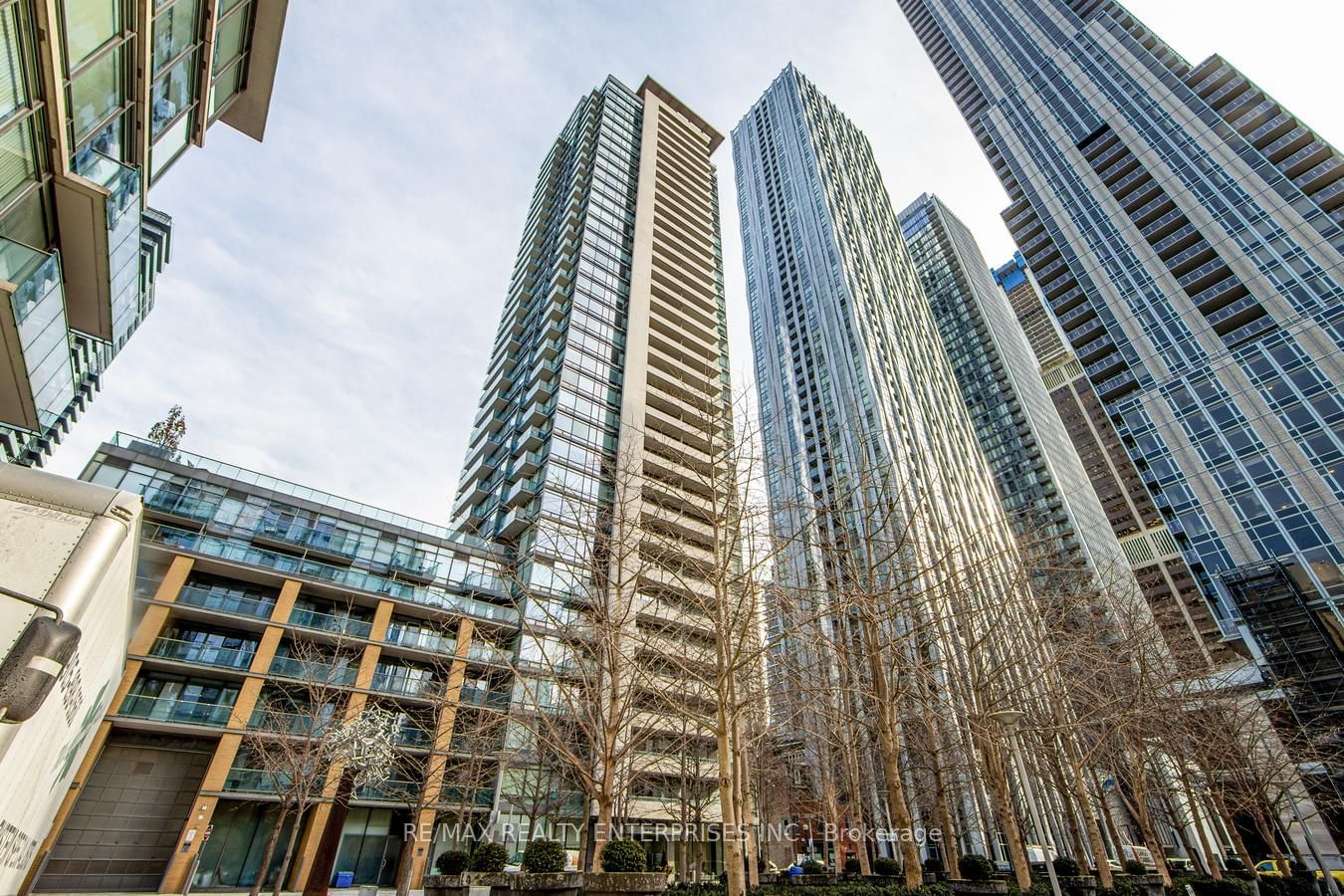 Condo for sale at 315-18 Yorkville Avenue, Toronto, Annex, M4W 3Y8 - MLS: C11942097