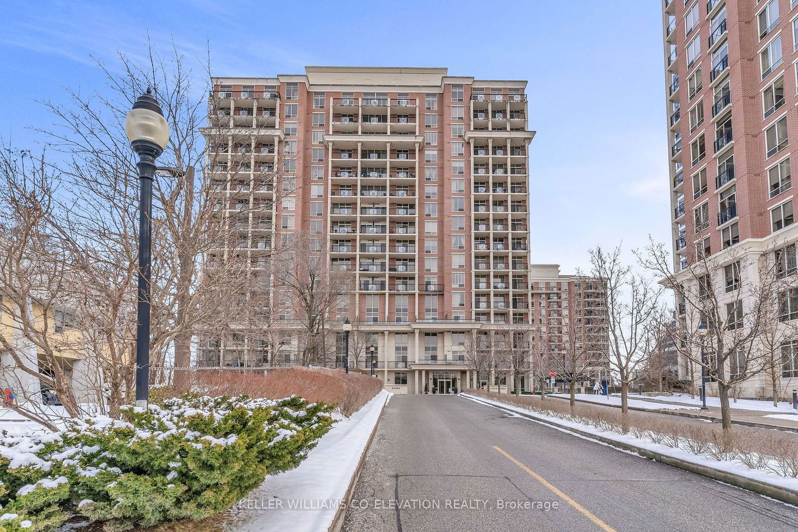 Condo for sale at 1002-1105 Leslie Street, Toronto, Banbury-Don Mills, M3C 4G9 - MLS: C11942215