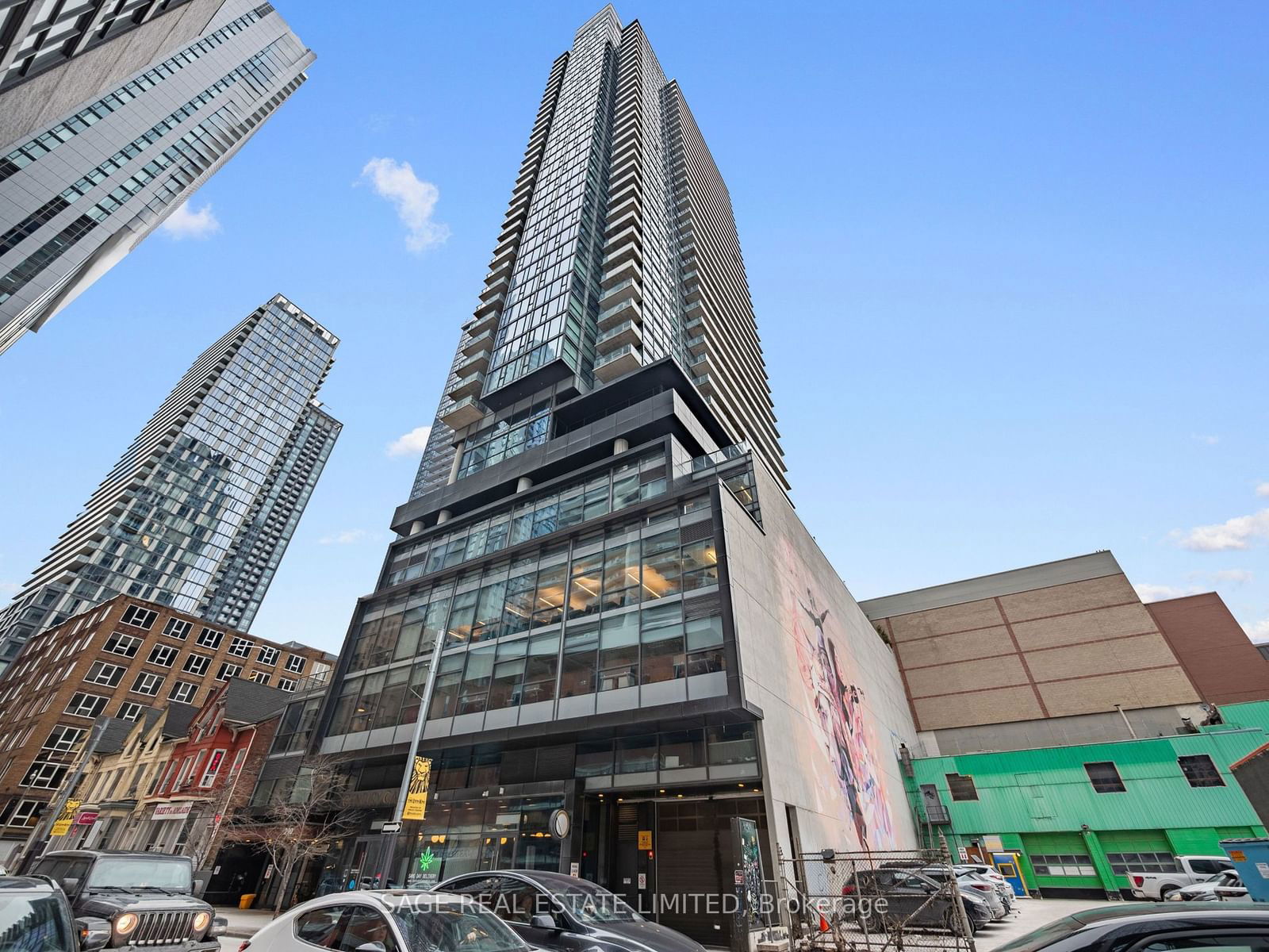 Condo for sale at 4104-290 Adelaide Street, Toronto, Waterfront Communities C1, M5V 0P3 - MLS: C11942230