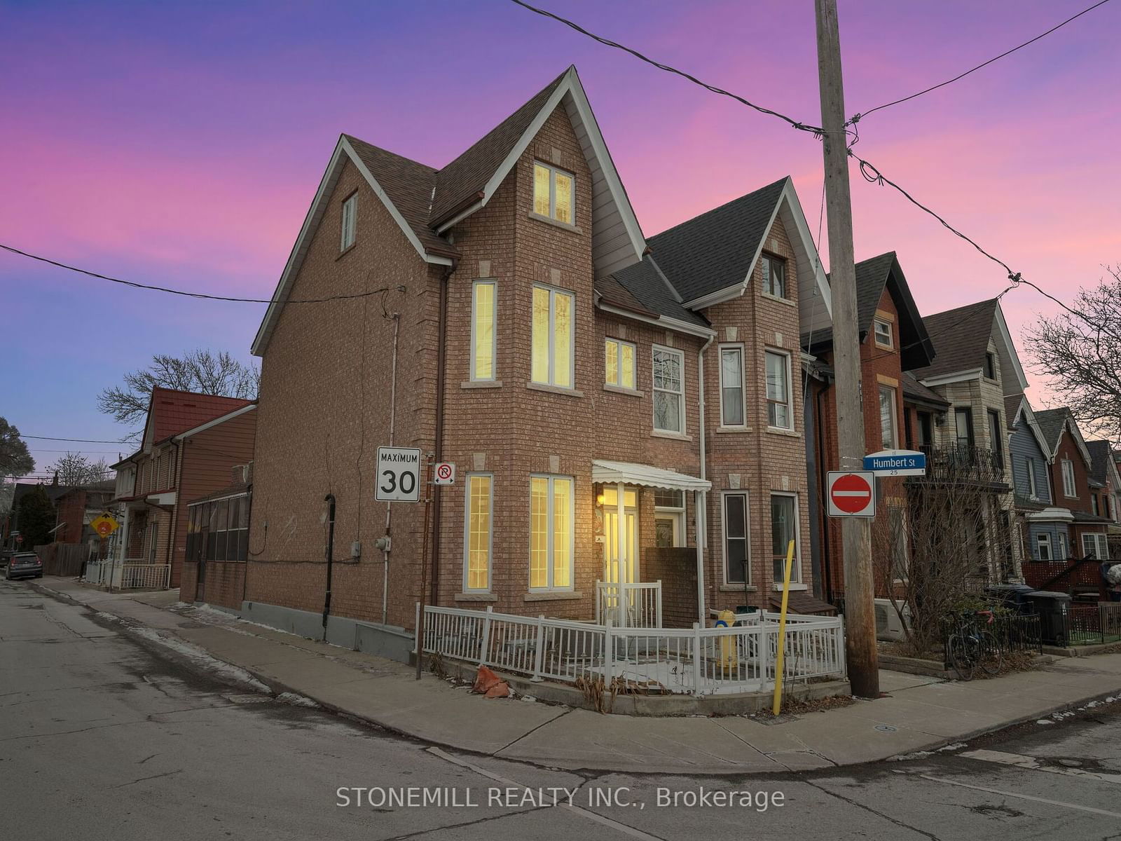 Semi-Detached House sold at 63 Fennings Street, Toronto, Trinity-Bellwoods, M6J 3B9 - MLS: C11942325