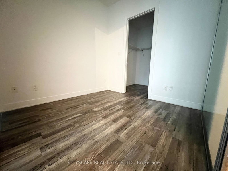 1110 - 20 Bruyeres Mews, Toronto, M5V 0G8 | Image 2