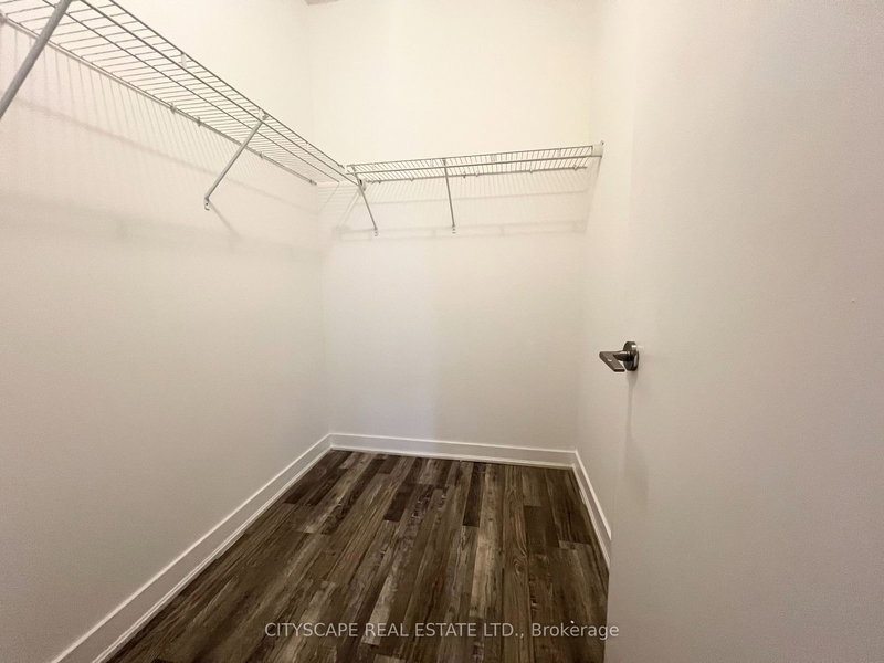 1110 - 20 Bruyeres Mews, Toronto, M5V 0G8 | Image 3