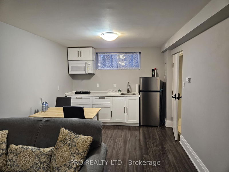 home for lease on Ground-34 Robinter Drive